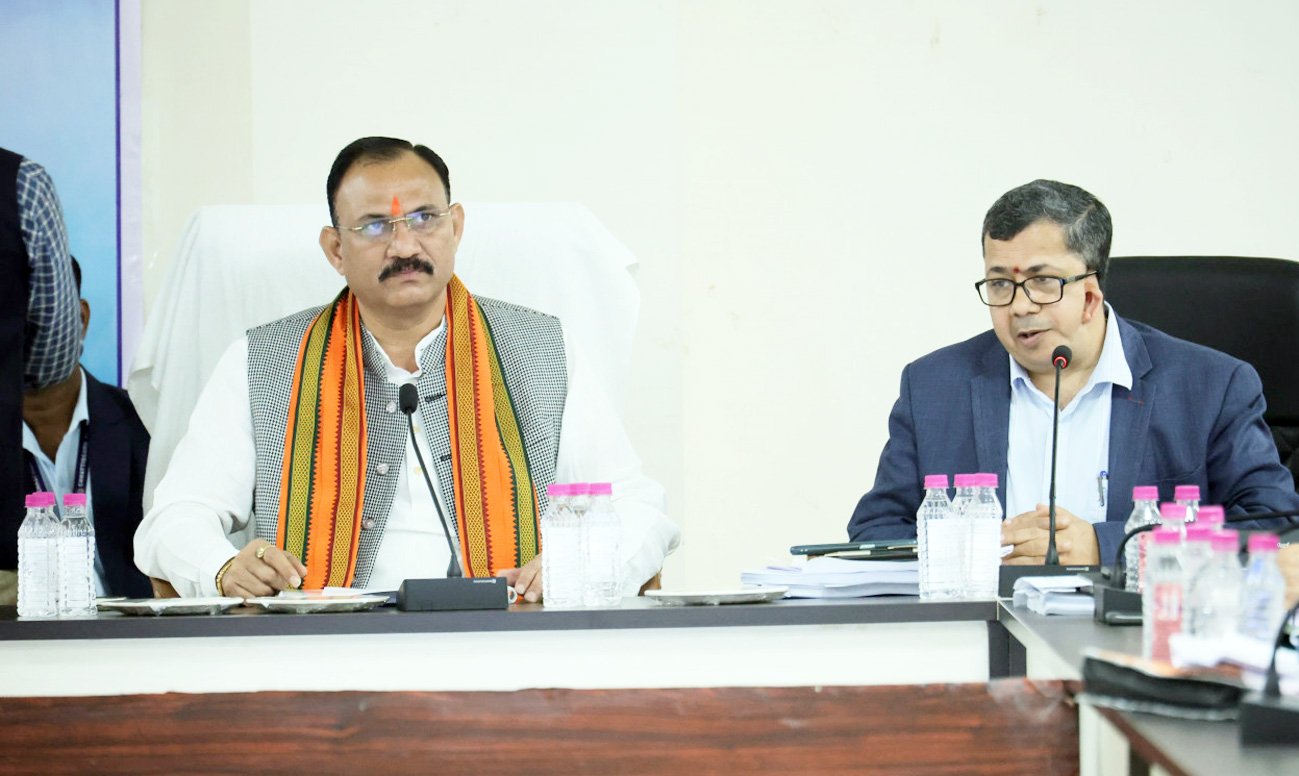 श्याम बिहारी जायसवाल ने स्वास्थ्य सेवाओं को मिशन मोड में सुदृढ़ करने के दिए निर्देश