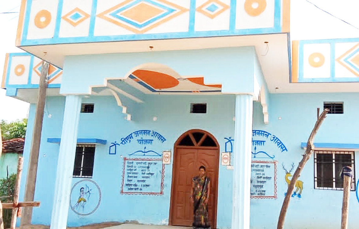 प्रधानमंत्री आवास योजना के क्रियान्वयन में महासमुंद जिला राज्य में दूसरे स्थान पर