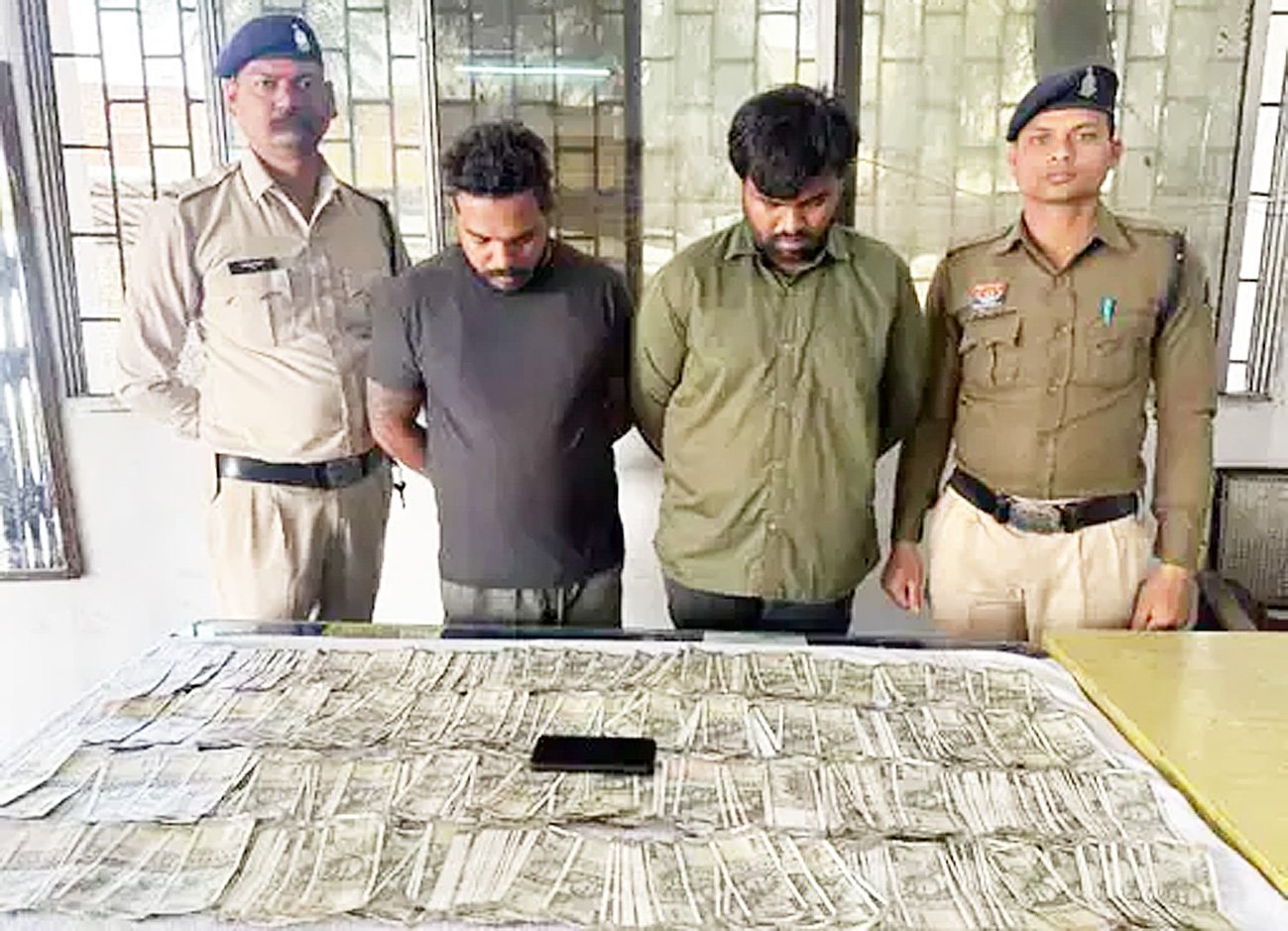 पार्षद से 3.5 लाख की ठगी; पुलिस ने दो आरोपी गिरफ्तार