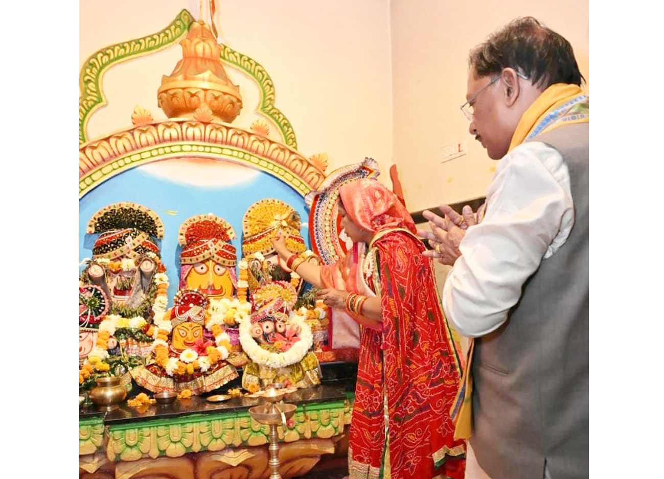 62वें जन्मदिवस पर मुख्यमंत्री विष्णुदेव साय ने श्री जगन्नाथ मंदिर में की पूजा-अर्चना