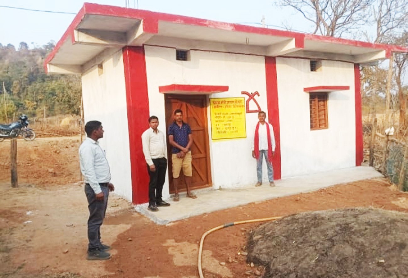 अकालू की जिंदगी आई बदलाव प्रधानमंत्री आवास योजना ग्रामीण से