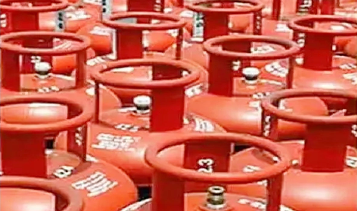 एलपीजी सिलेंडरों की आपूर्ति में कमी और सरकार की सख्त कार्रवाई