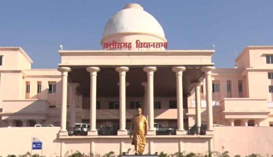 शासकीय जमीन पर अतिक्रमण को लेकर कांग्रेस विधायक का सरकार पर हमला, बोलीं — सरकार अतिक्रमण हटाने में भी नाकाम