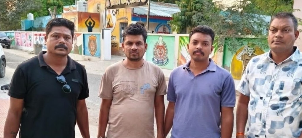 एनडीपीएस मामले में फरार आरोपी गिरफ्तार, 15 साल की सजा का वारंटी पकड़ा गया