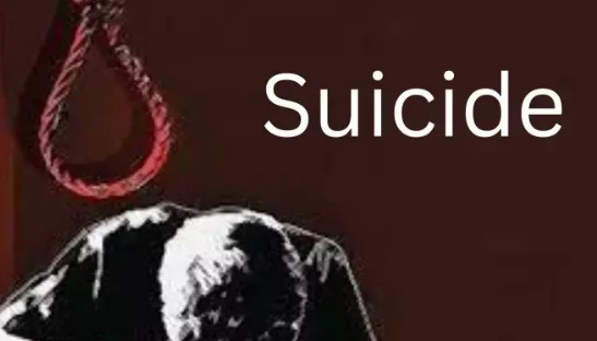  छत्तीसगढ़ में सनसनी: 42 वर्षीय व्यक्ति का फंदे से लटका मिला शव, सुसाइड नोट ने उलझाई गुत्थी