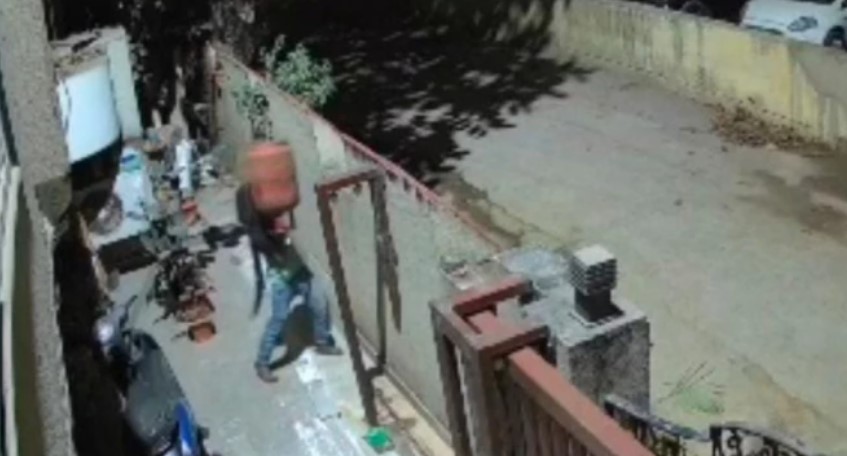 रायपुर में गैस संकट के बीच घर से सिलेंडर चोरी, पुलिस जांच में जुटी