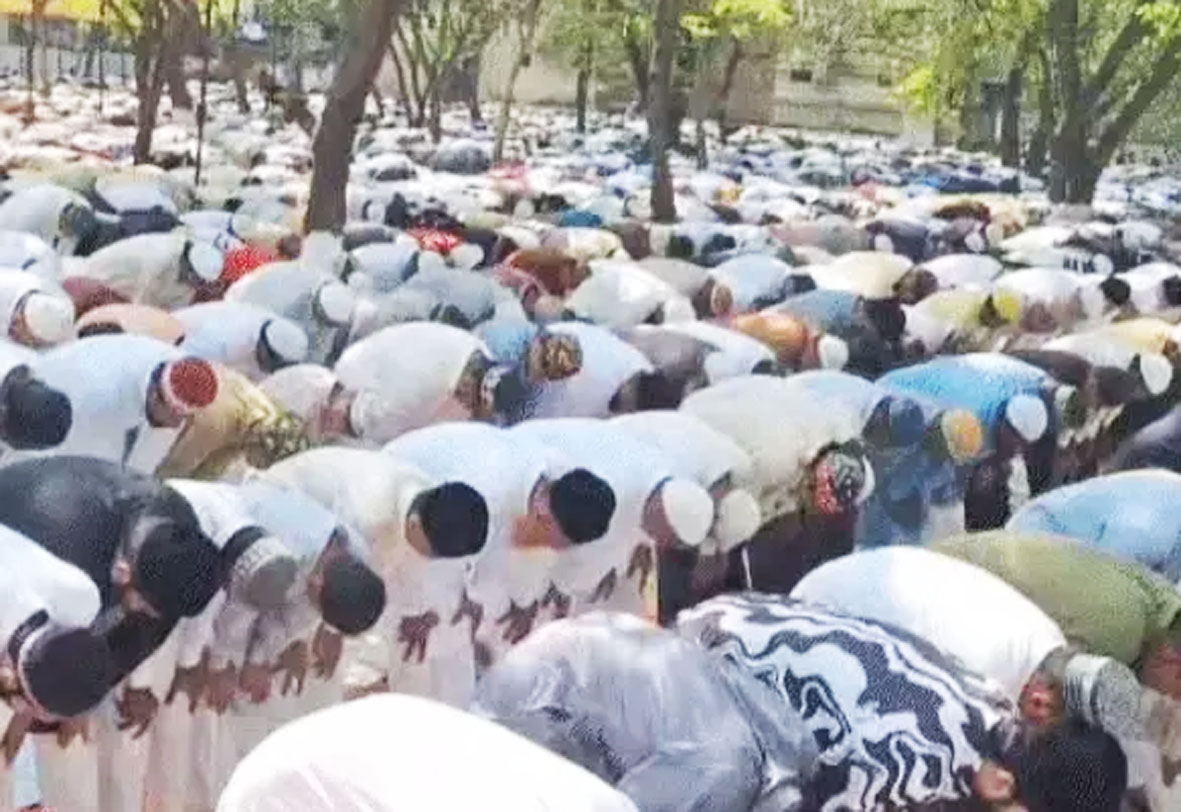 प्रदेशभर में ईद-उल-फितर का उत्सव, मस्जिदों और ईदगाहों में अदा हुई नमाज