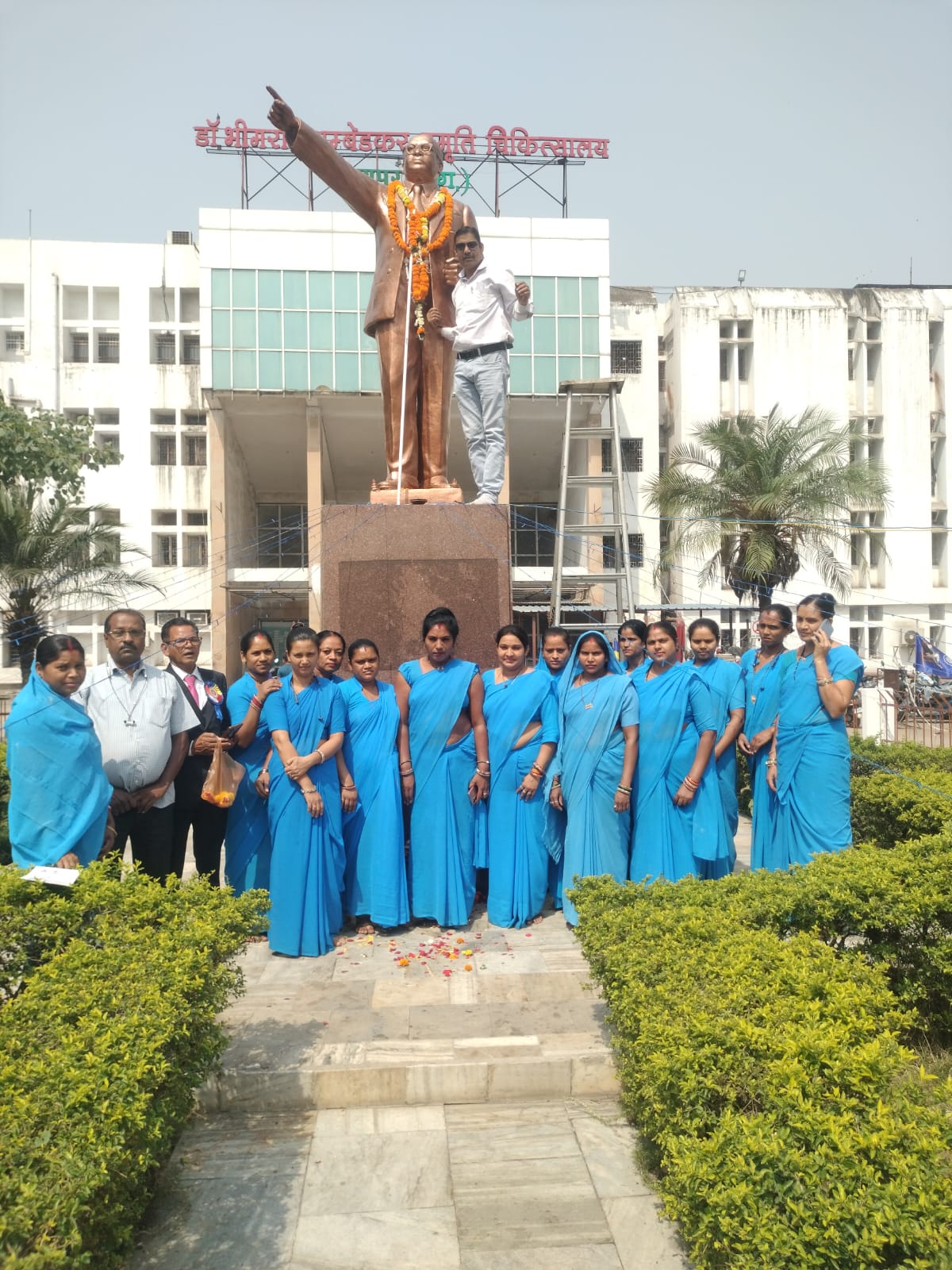 डॉ. अंबेडकर की 135वीं जयंती पर रायपुर में श्रद्धा व उत्साह का माहौल, प्रतिमाओं पर माल्यार्पण                                            