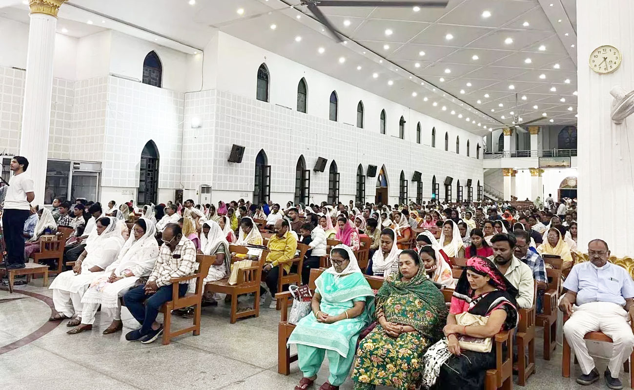 सभी चर्च में सादगी के साथ मनाया गया गुड फ्राइडे