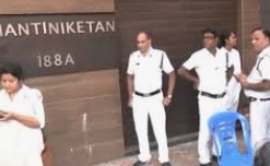 अभिषेक बनर्जी के घर पहुंची कोलकाता पुलिस