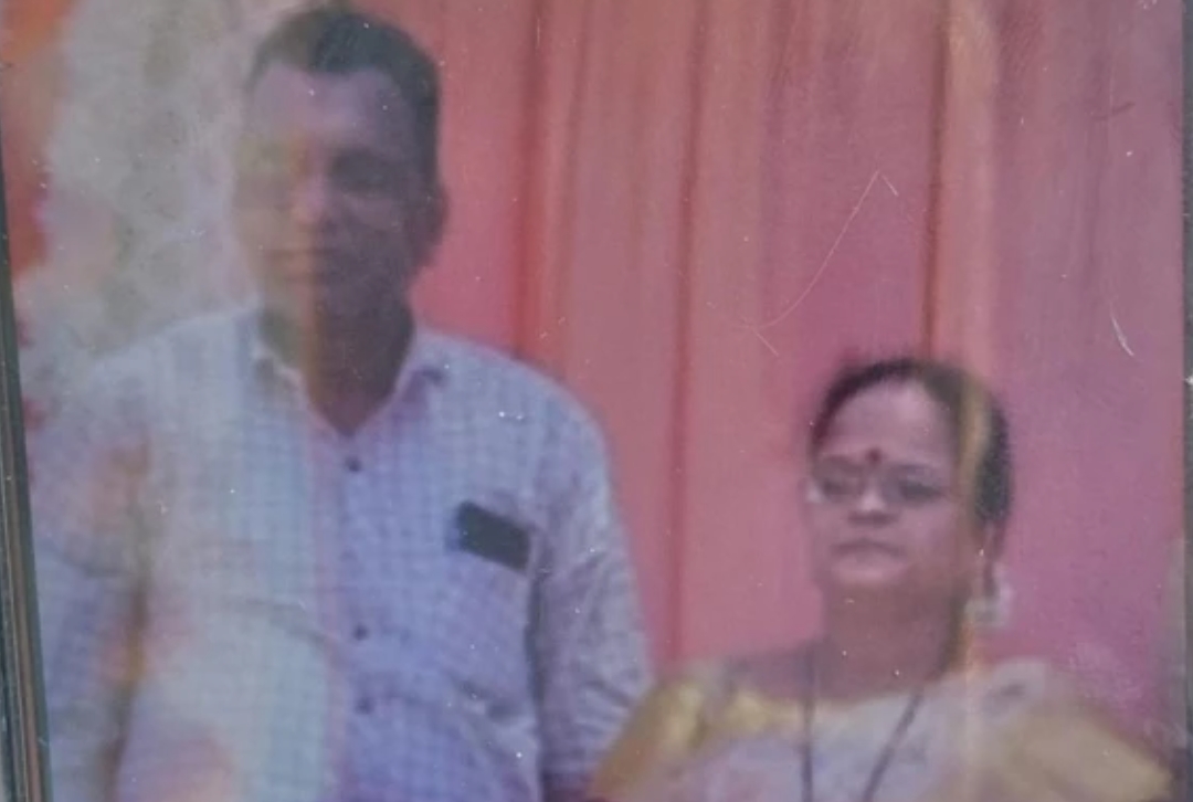 भिलाई में पति-पत्नी की संदिग्ध मौत — पत्नी के गले पर निशान, हत्या की आशंका