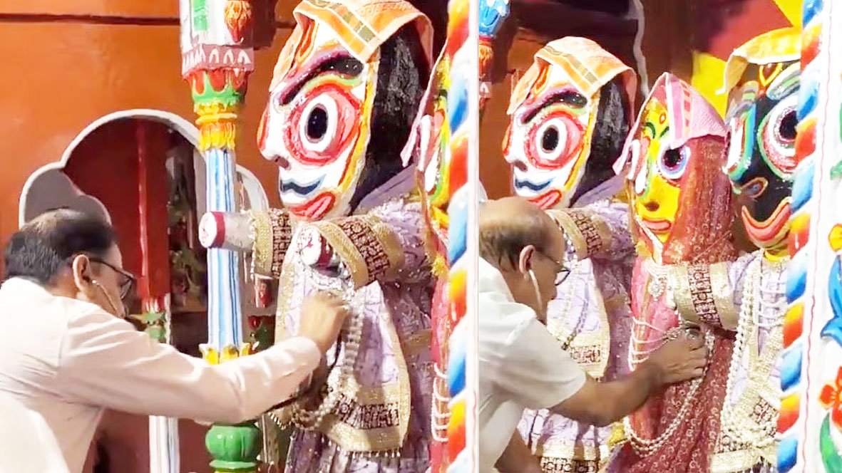 जगन्नाथ रथ यात्रा : डॉक्टरों ने किया भगवान जगन्नाथ का प्रतीकात्मक हेल्थ चेक-अप