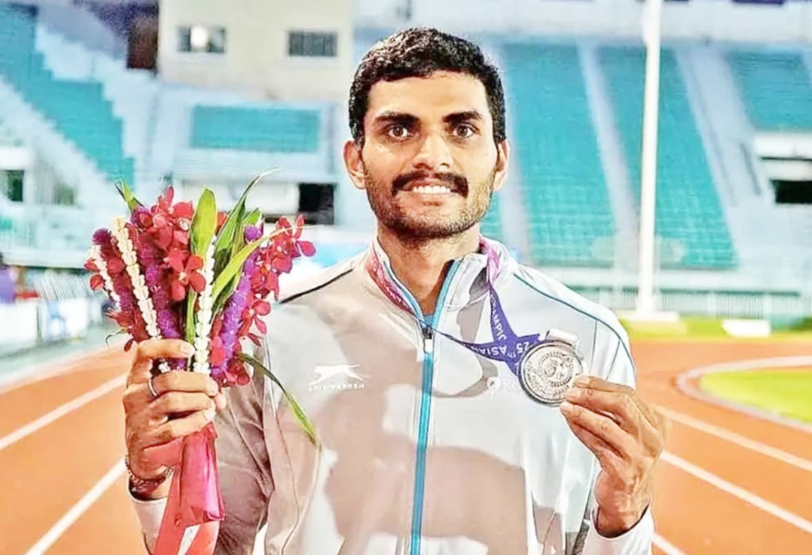 वित्त मंत्री ओपी चौधरी ने राष्ट्रमंडल खेल 2026 में रजत पदक विजेता सरवेश कुशारे को दी बधाई