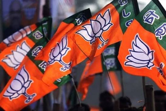 डोंगरगढ़ भाजपा में बगावत तेज, 111 के बाद 26 नेताओं ने छोड़ी पार्टी