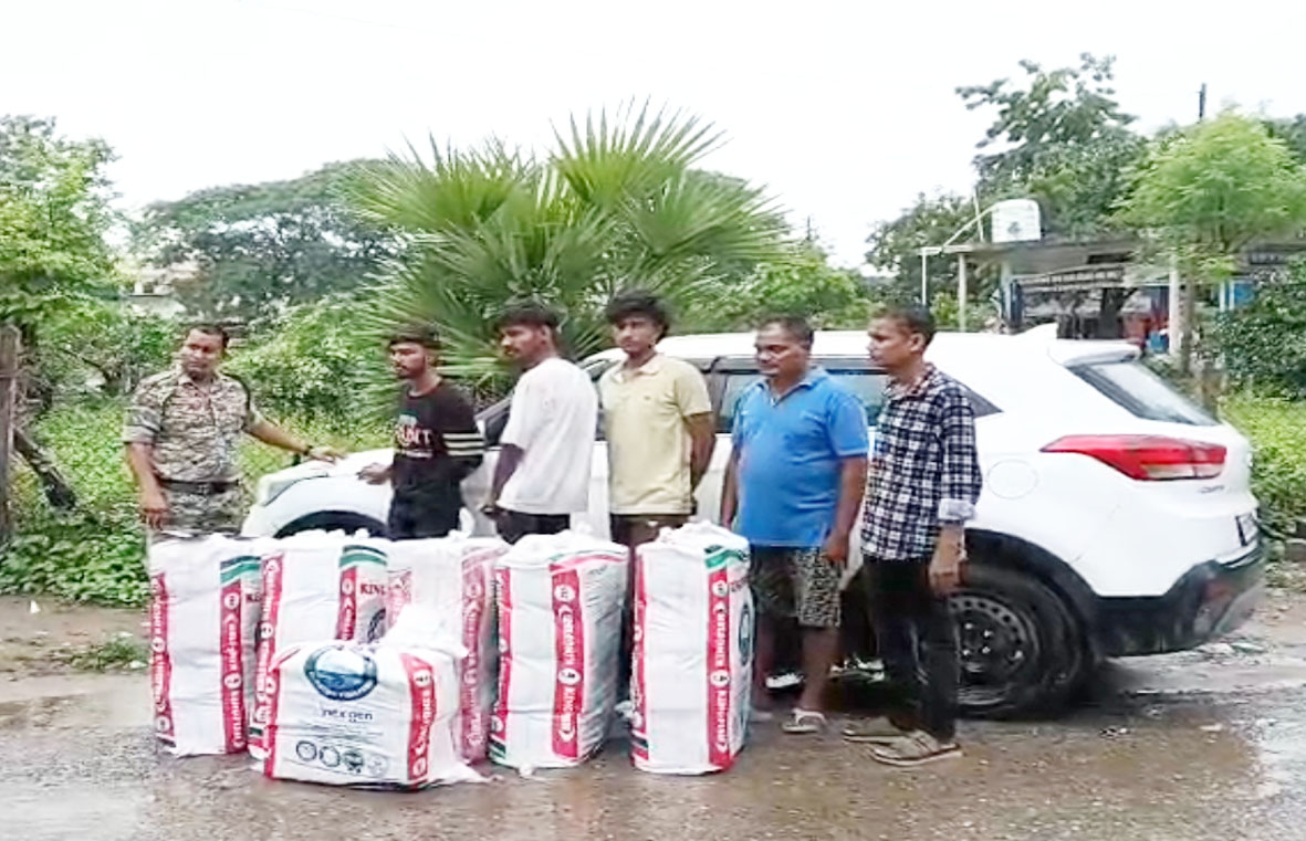 1 करोड़ रूपये से ज्यादा का गांजा जब्त, 3 तस्कर गिरफ्तार