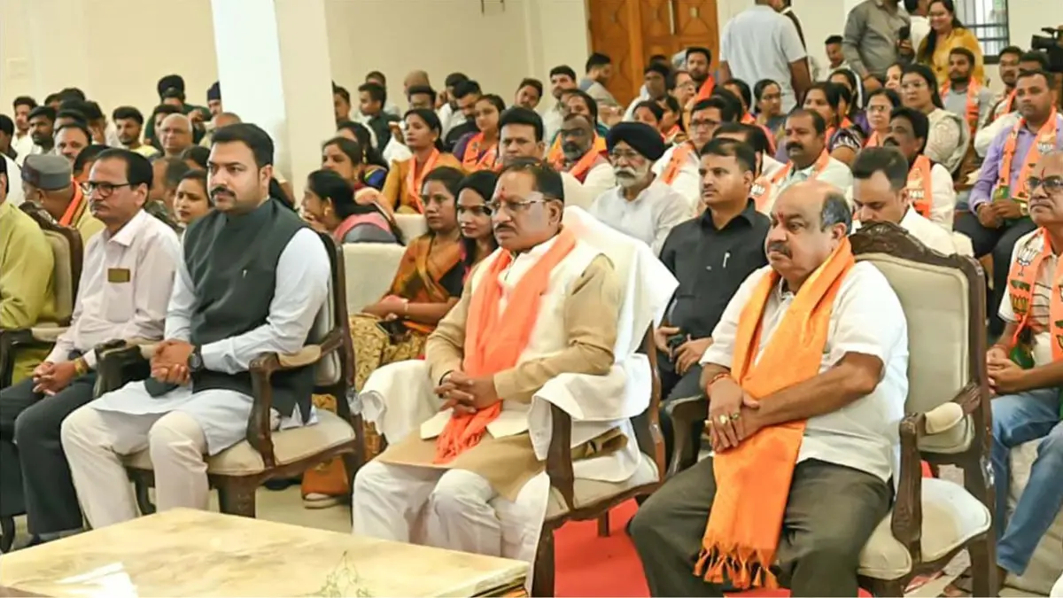 सीएम साय ने सुनी पीएम की 'मन की बात', बोले- हर बार छत्तीसगढ़ का बढ़ाते हैं गौरव