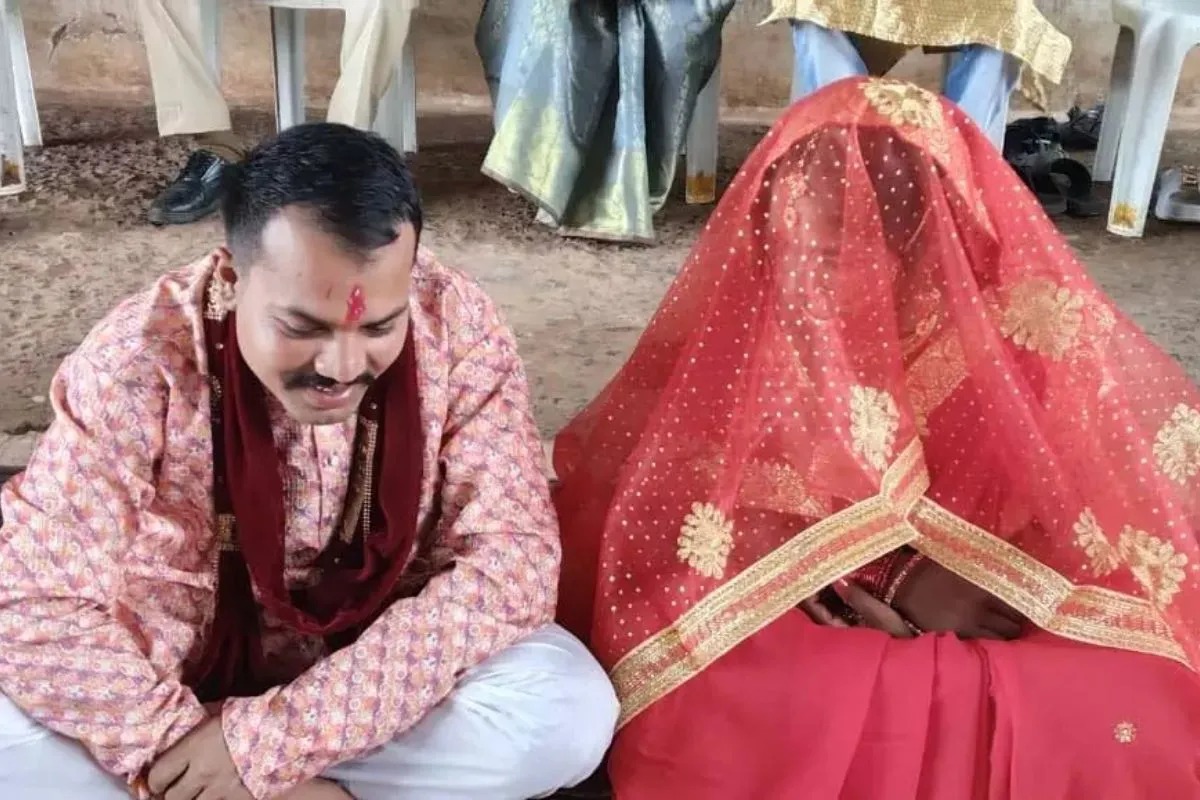 जेल बना शादी का मंडप! रेप केस में बंद युवक के साथ प्रेमिका ने लिए सात फेरे