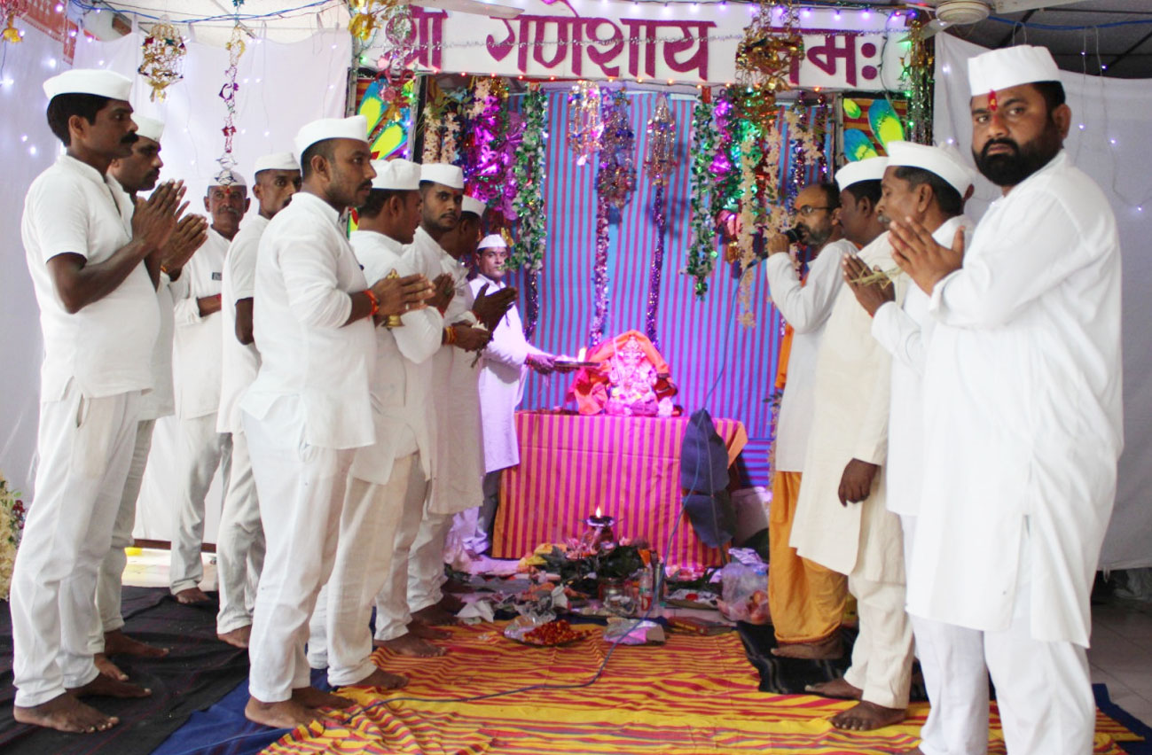 केन्द्रीय जेल रायपुर में आध्यात्मिक वातावरण में मनाया गया गणेश उत्सव