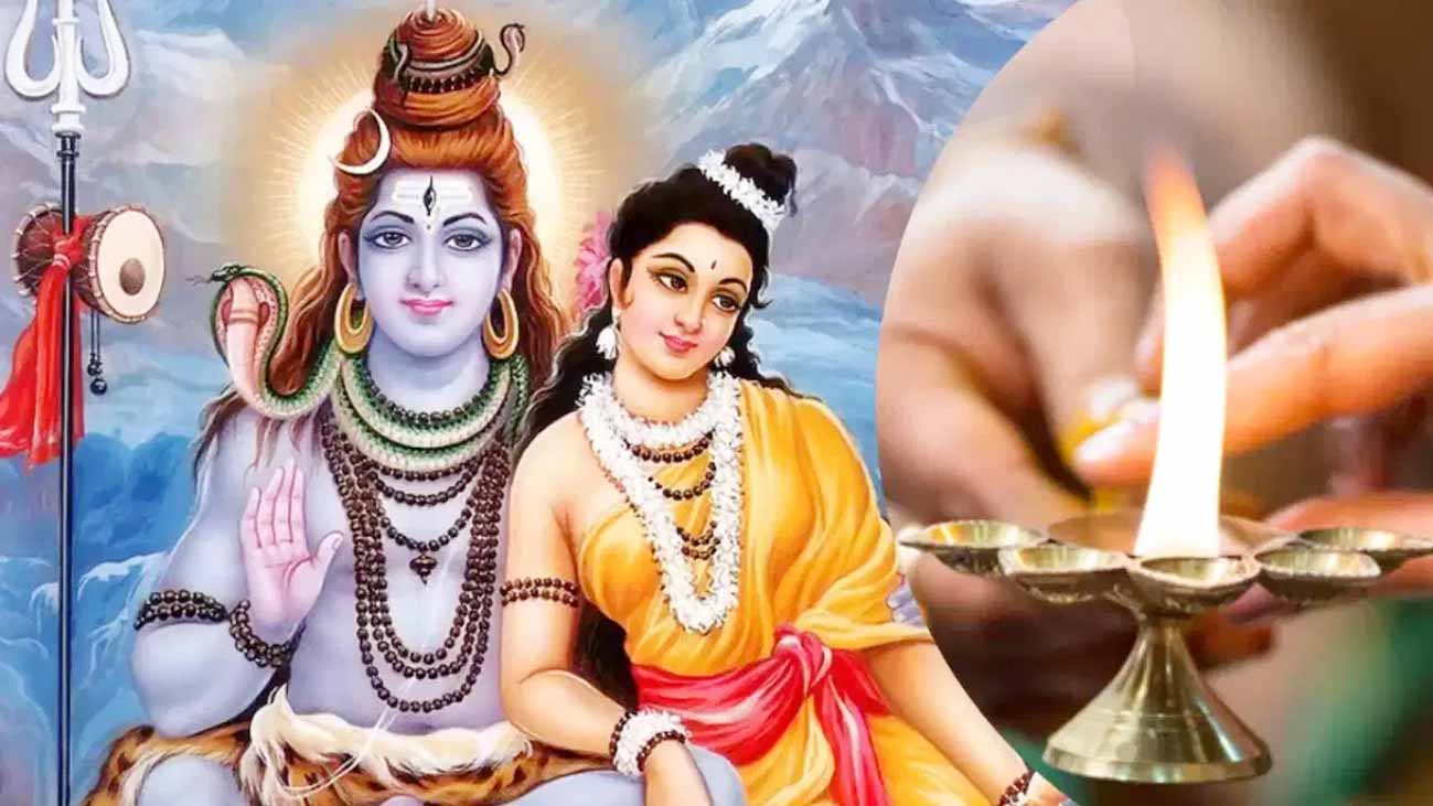 जानिए...कैसे करें मासिक शिवरात्रि की पवित्र पूजा
