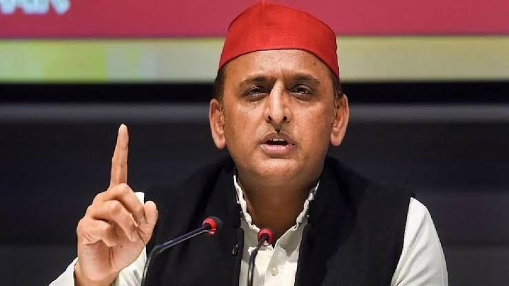 UP चुनाव से पहले अखिलेश यादव के 10 बड़े ऐलान, महिलाओं को हर साल ₹40 हजार देने का वादा