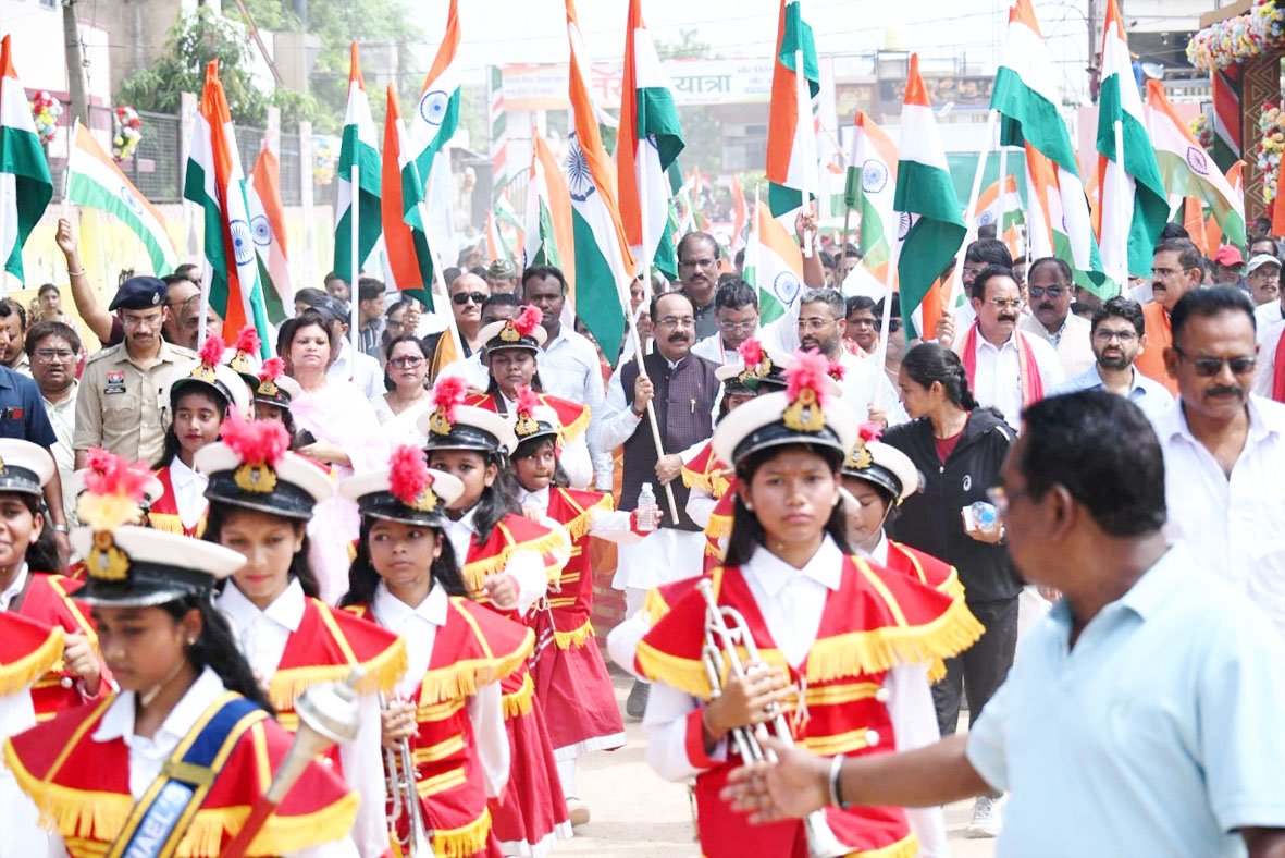 देशभक्ति से ओतप्रोत अप्रतिम उत्साह के साथ निकली तिरंगा यात्रा, उप मुख्यमंत्री साव हुए शामिल
