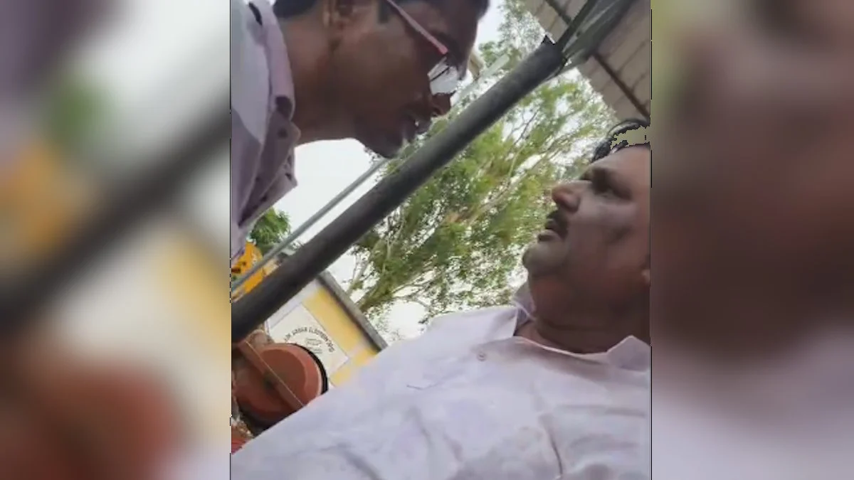 सड़क निर्माण पर सवाल पूछा तो भड़के अध्यक्ष, गाली देने और धमकी का VIDEO वायरल