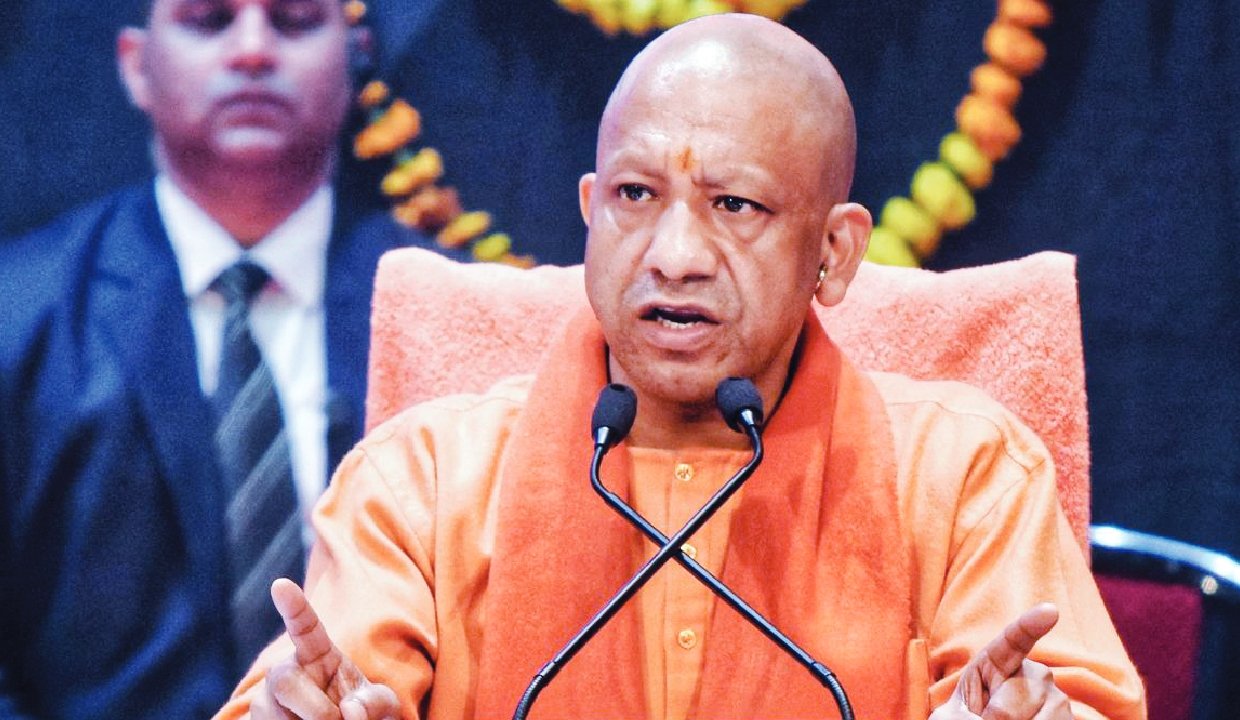 UP Government Jobs : योगी सरकार का बड़ा फैसला, UP में 6 महीने में 1 लाख युवाओं को नौकरी
