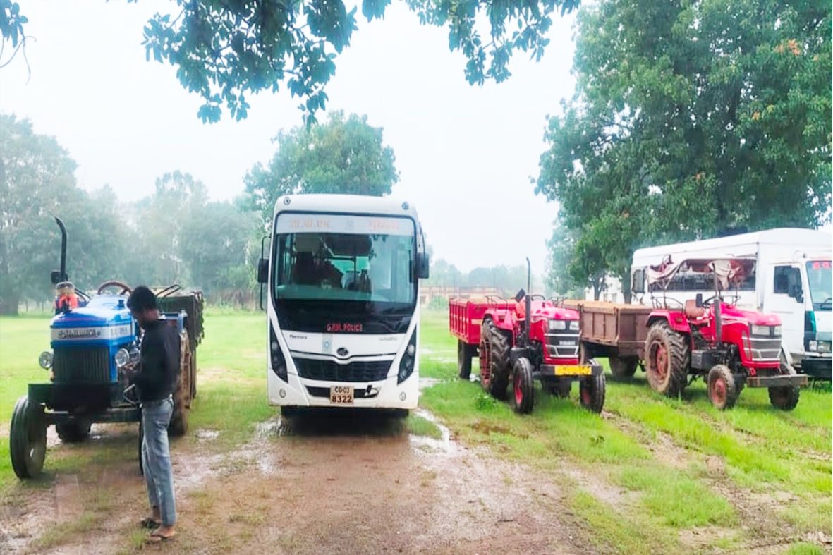 अवैध खनिज परिवहन पर खनिज विभाग की सख्त कार्रवाई, चार ट्रैक्टर जब्त