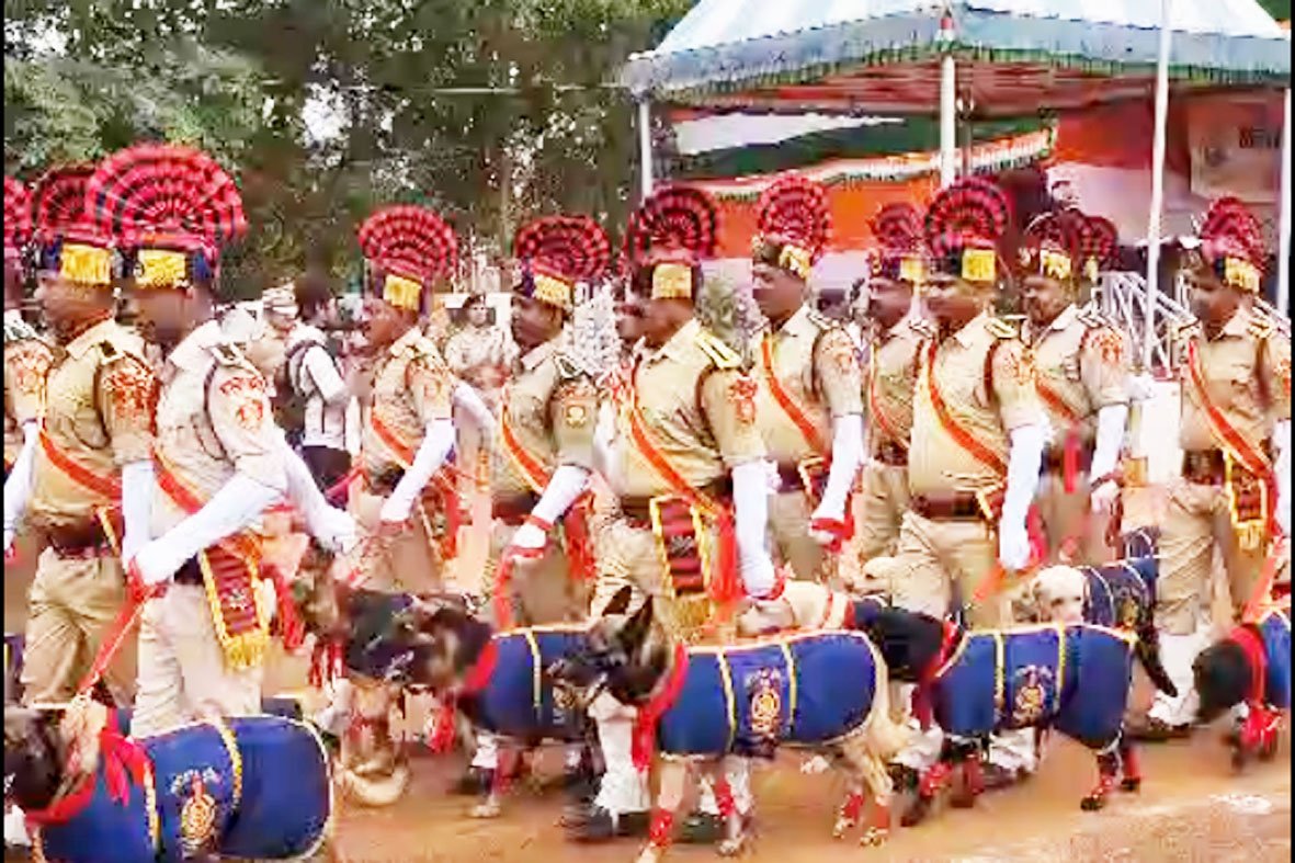 15 अगस्त की तैयारियां अंतिम दौर में, पुलिस परेड ग्राउंड में फुल ड्रेस रिहर्सल