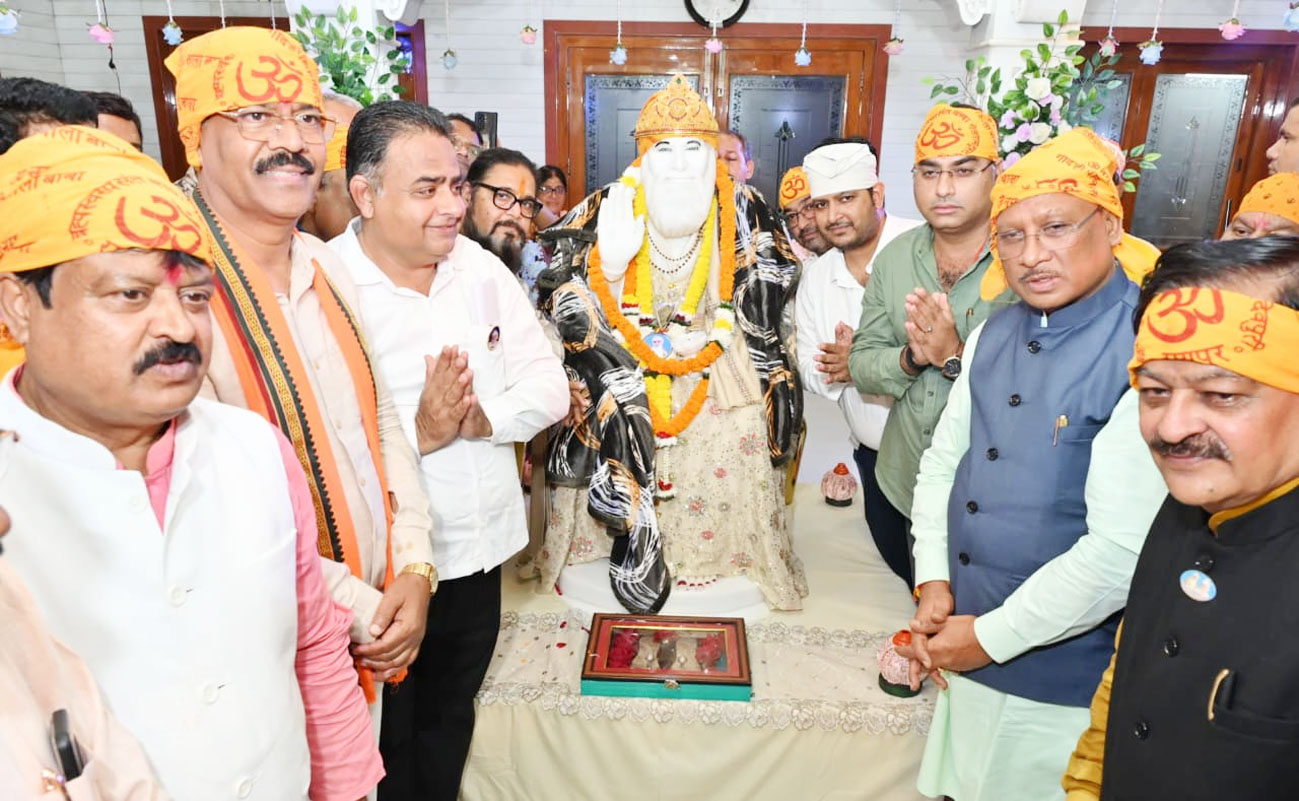 मुख्यमंत्री साय संत बाबा हरदास राम साहिब जी की बरसी महोत्सव में हुए शामिल