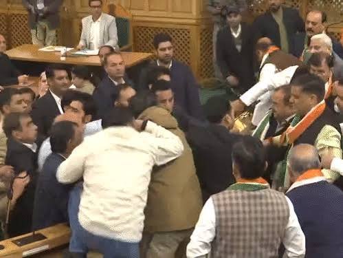 जम्मू-कश्मीर में स्टेटहुड पर सियासी टकराव! विधानसभा में BJP-NC के बीच जोरदार हंगामा