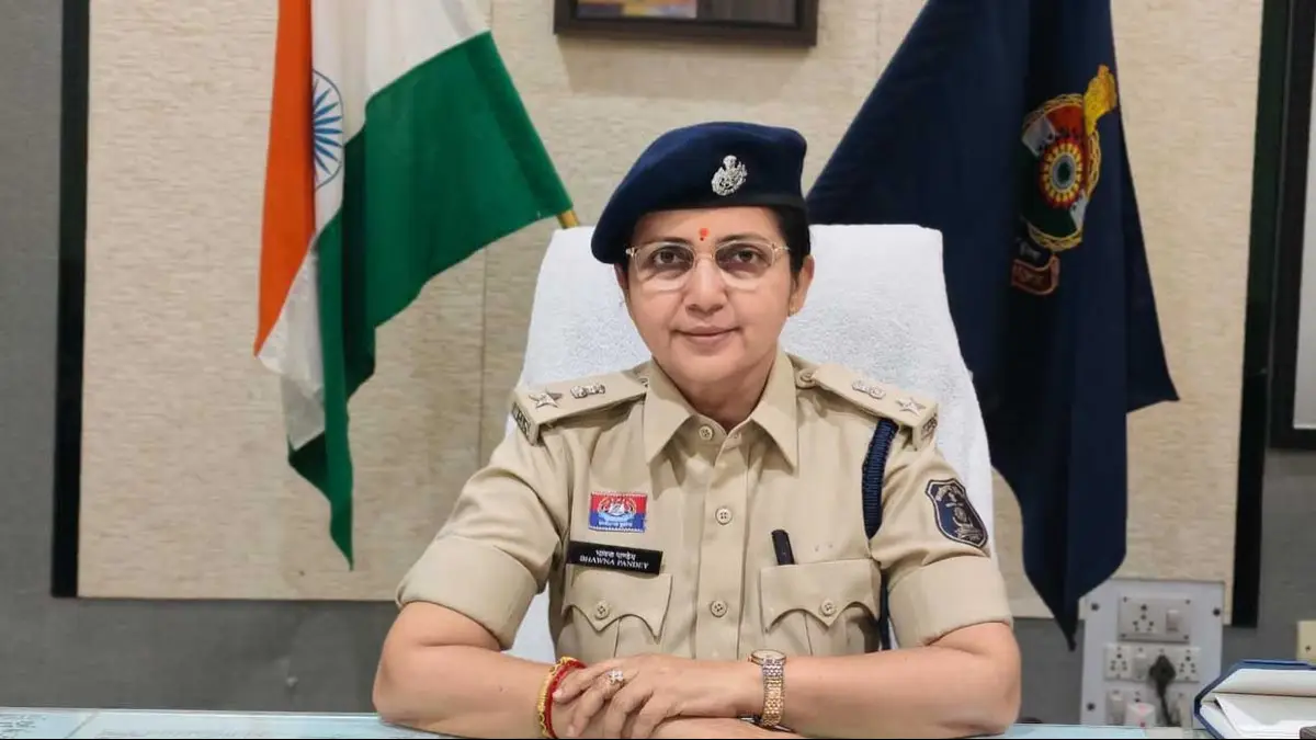धमतरी पुलिस में बड़ी सर्जरी! चार थाना प्रभारियों के तबादले से हलचल तेज