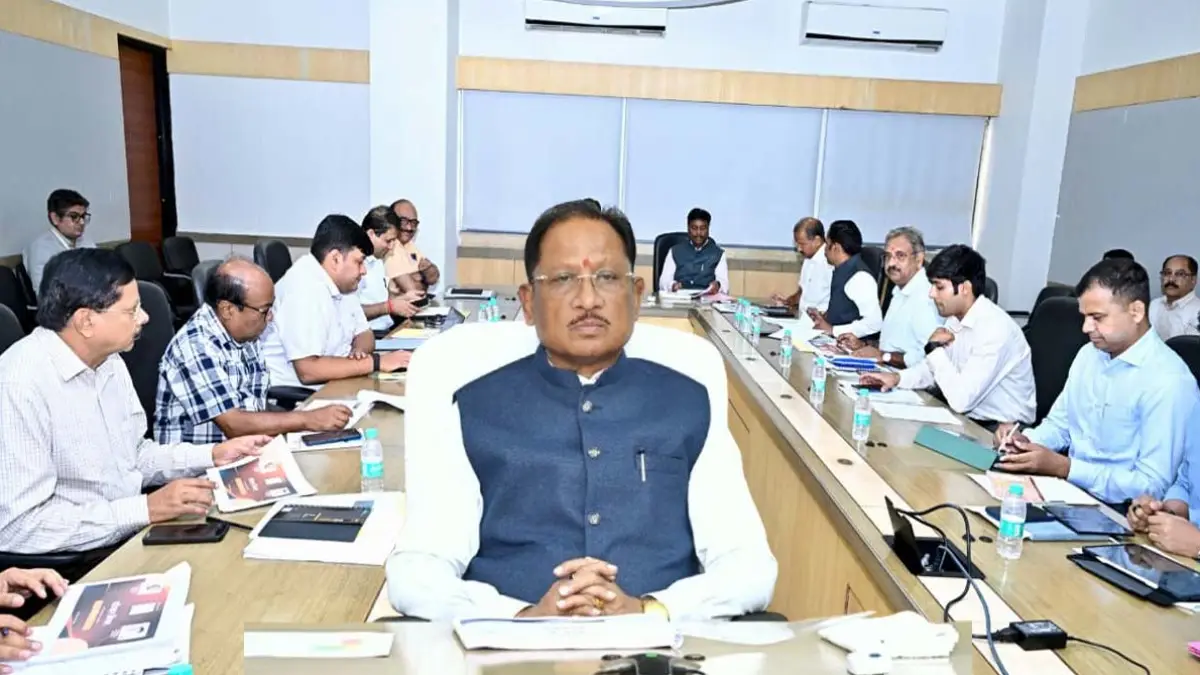 सड़क सुरक्षा पर CM साय सख्त, बोले- हादसों में हर संभावित जनहानि रोकने बनाएं ठोस कार्ययोजना