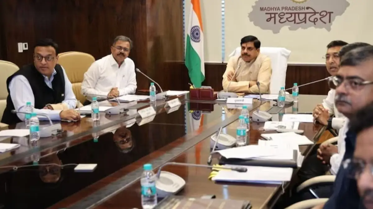 मोदी के जन्मदिन पर MP में जलेंगे 58 लाख दीपक, 50 लाख ग्रामीणों को मिलेगा बड़ा लाभ