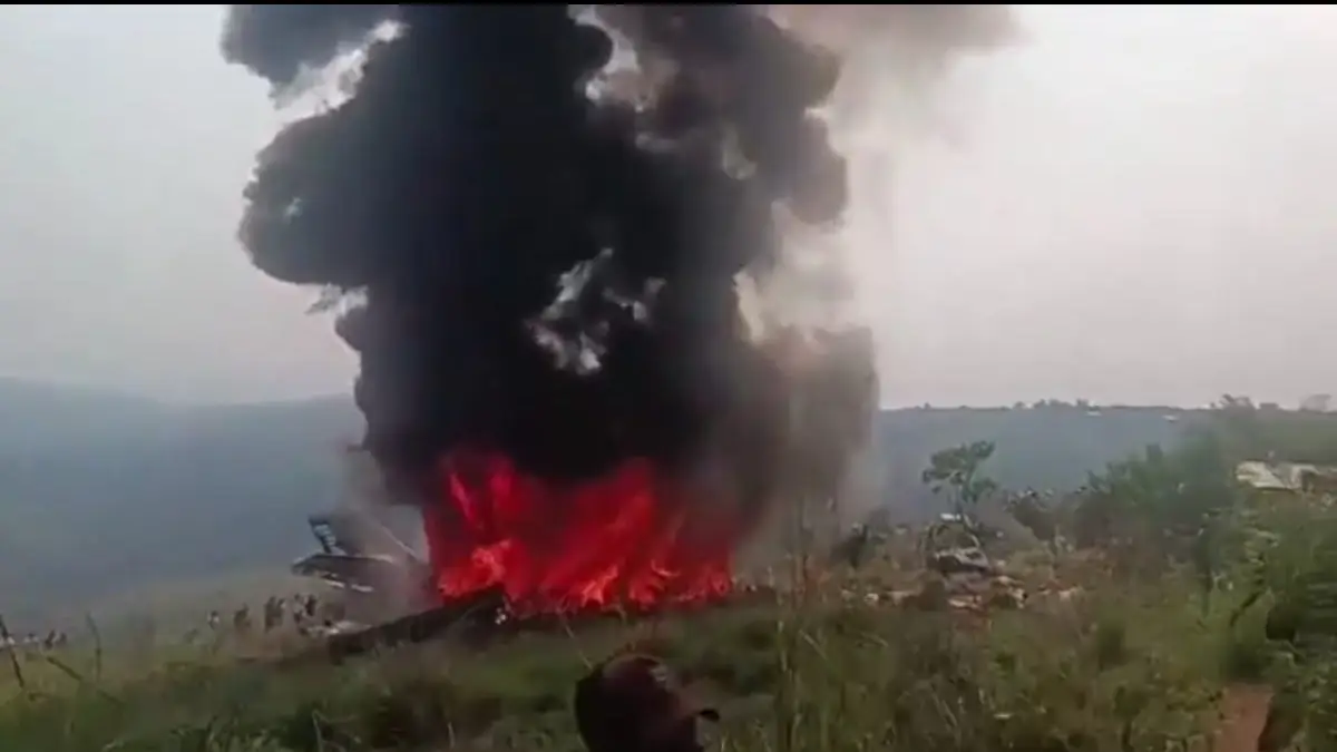 Congo Plane Crash: तकनीकी खराबी के बाद क्रैश हुआ सैन्य विमान, 14 की गई जान