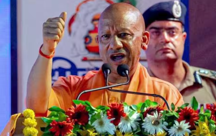 योगी सरकार का बड़ा तोहफा! आंगनबाड़ी कार्यकत्रियों का मानदेय 50% बढ़ा