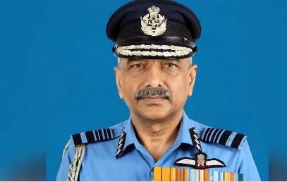 Air Chief Marshal आशुतोष दीक्षित ने संभाली भारतीय वायुसेना की कमान, बने 29वें वायुसेना प्रमुख; 3300 घंटे उड़ान का अनुभव