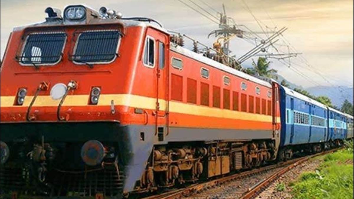रेल यात्रियों के लिए बड़ी खुशखबरी, रायपुर से रावघाट-कुरुद ट्रेन सेवा की तैयारी तेज