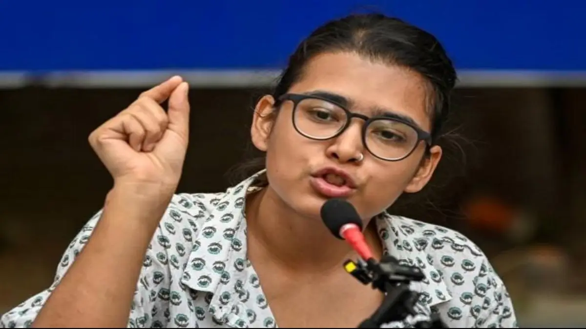 नेहा बोरा का ऐलान- ‘पीस बॉन्ड पर नहीं करूंगी हस्ताक्षर’, हाईकोर्ट से याचिका खारिज होने के बाद भी कायम रुख