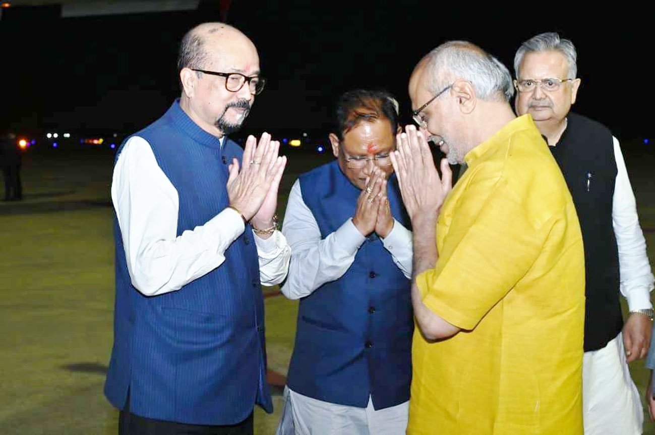 उपराष्ट्रपति सी.पी. राधाकृष्णन को एयरपोर्ट में दी गई बिदाई