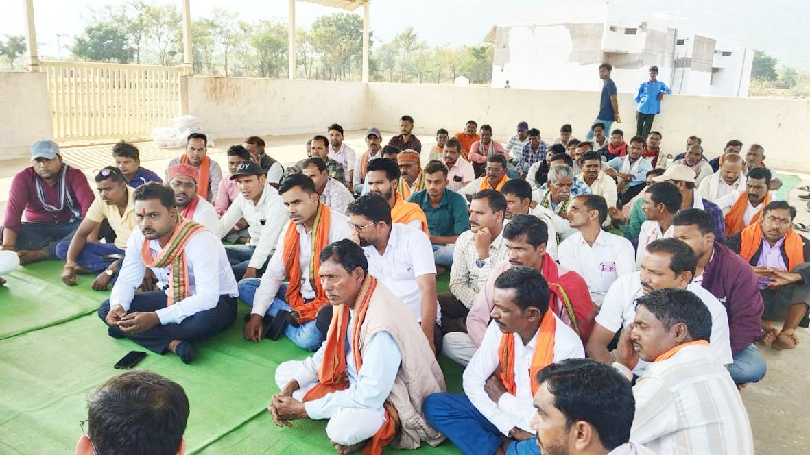 ग्राम सरेखा-बेंदरची में गौ अभ्यारण निर्माण के लिए बैठक का हुआ आयोजन