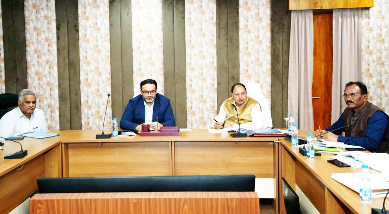 प्रदेशभर में राष्ट्रीय राजमार्गों की मरम्मत का काम जोरों पर