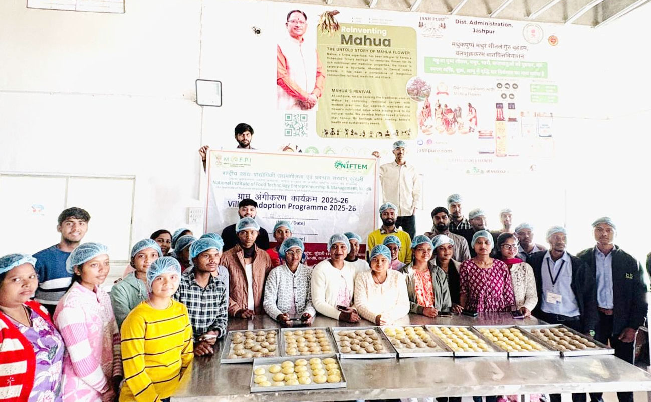 जशपुर के युवाओं को निफ्टेम विशेषज्ञों ने दिया प्रशिक्षण