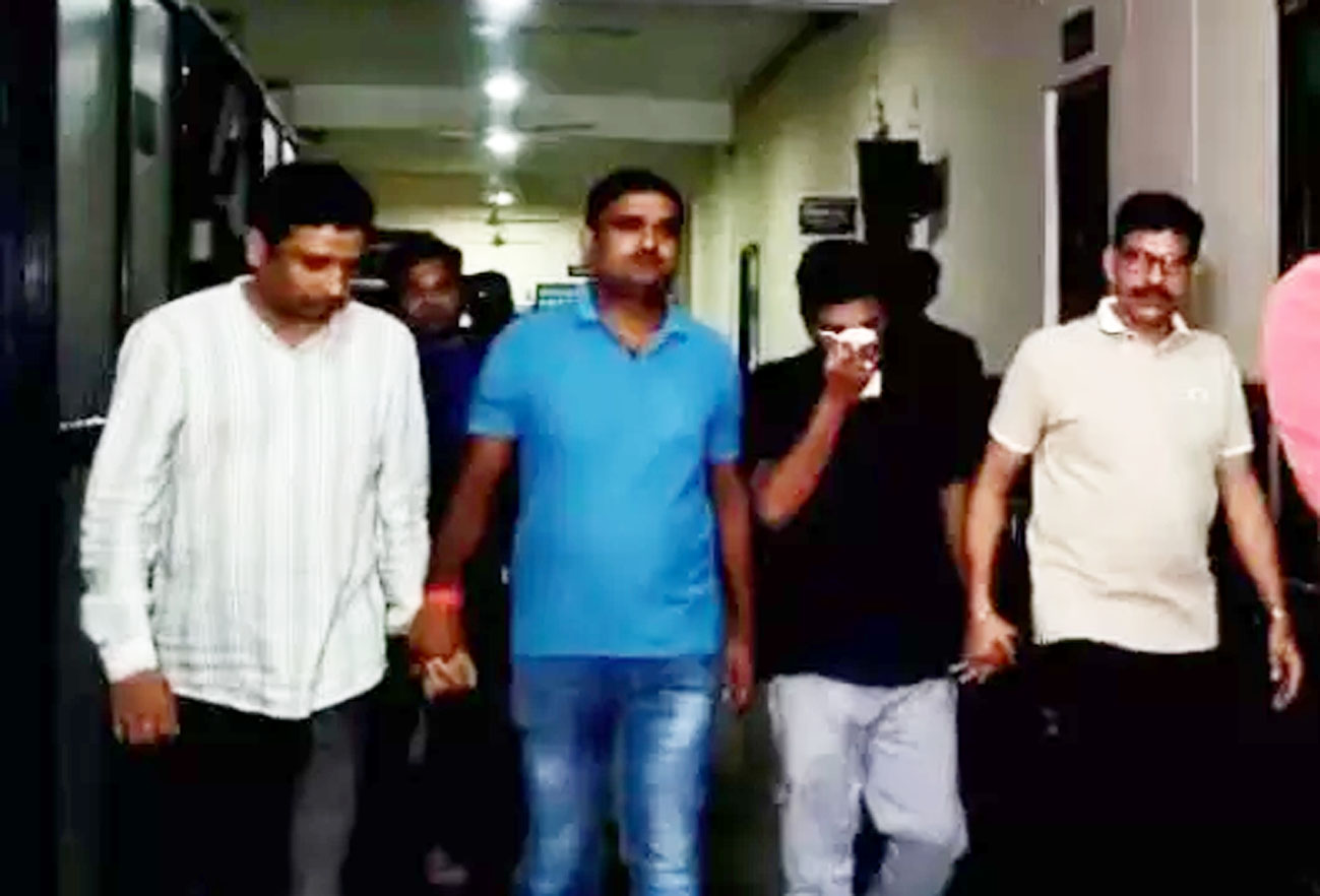 रायपुर से गिरफ्तार 3 डॉक्टर समेत 6 आरोपियों को सीबीआई ने किया कोर्ट में पेश
