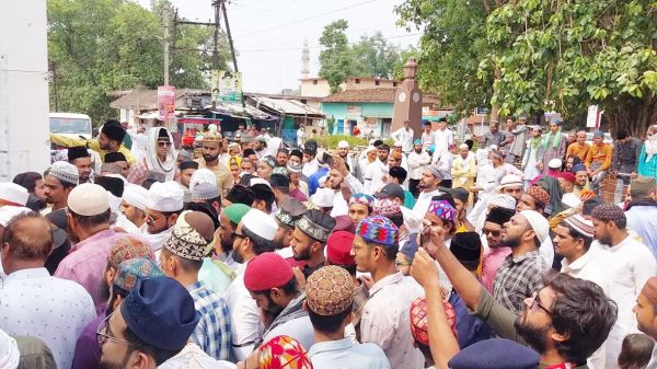 धमतरी मुस्लिम समाज ने मौन रैली निकाल SDM को सौंपा ज्ञापन