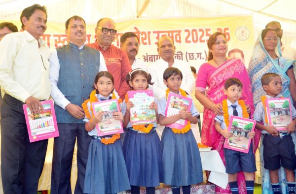 स्कूल चले हम अभियान को मिली नई उड़ान