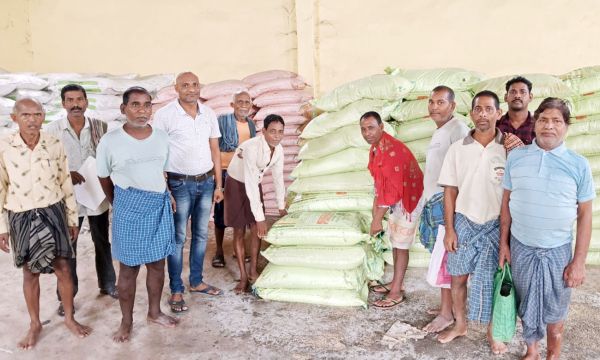 रायगढ़ जिले के किसानों को 14 हजार 419 मैट्रिक टन खाद का किया गया वितरण