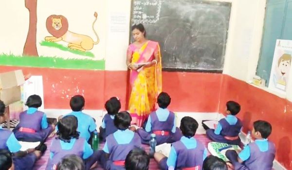 युक्तियुक्तकरण से बदली तस्वीर : पतरापारा महलोई प्राथमिक शाला में पढ़ाई को मिली रफ्तार