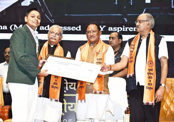 जीवन में सफलता के लिए शिक्षा है मजबूत आधार : CM विष्णुदेव साय