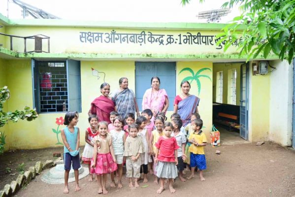आंगनबाड़ी केंद्रों में बचपन खिल उठा- प्ले स्कूल की तर्ज पर संवर रहा भविष्य